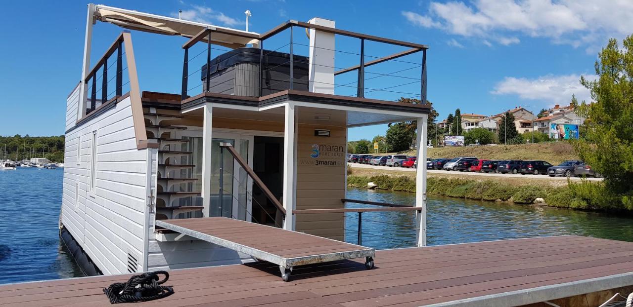 House Boat - Floating House Sofia Hotel Pula Eksteriør billede